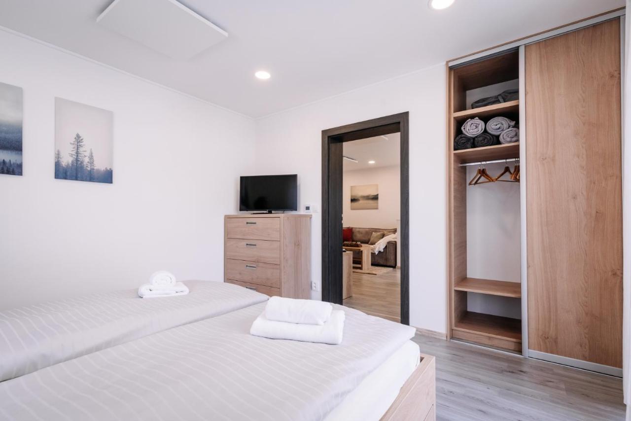 Apartment Hugo Klinovec Loučná pod Klínovcem Exteriör bild