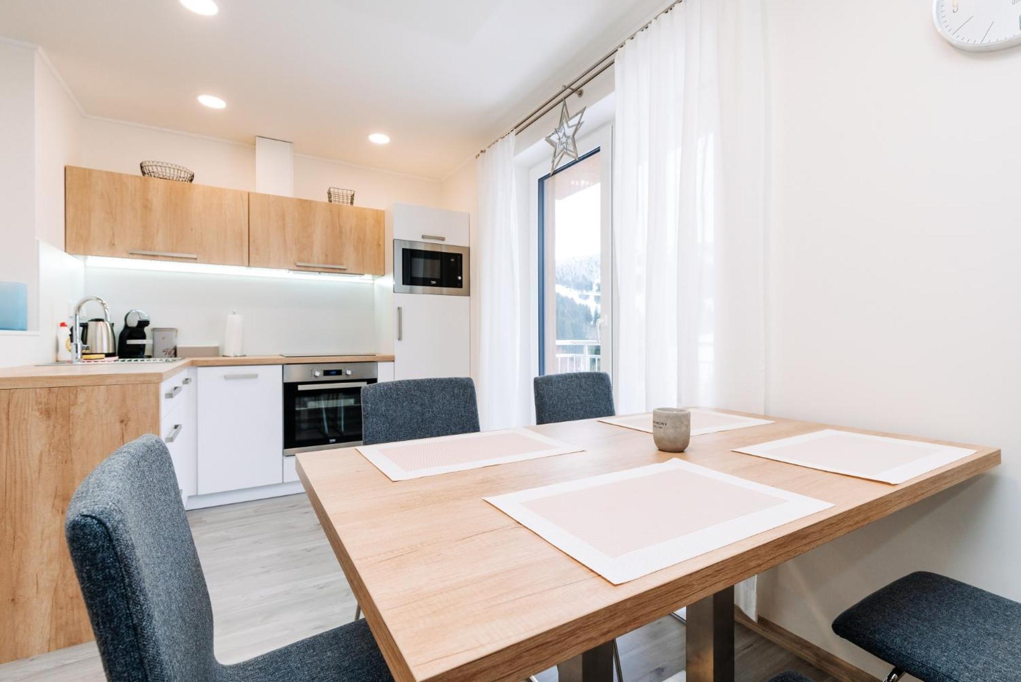Apartment Hugo Klinovec Loučná pod Klínovcem Exteriör bild